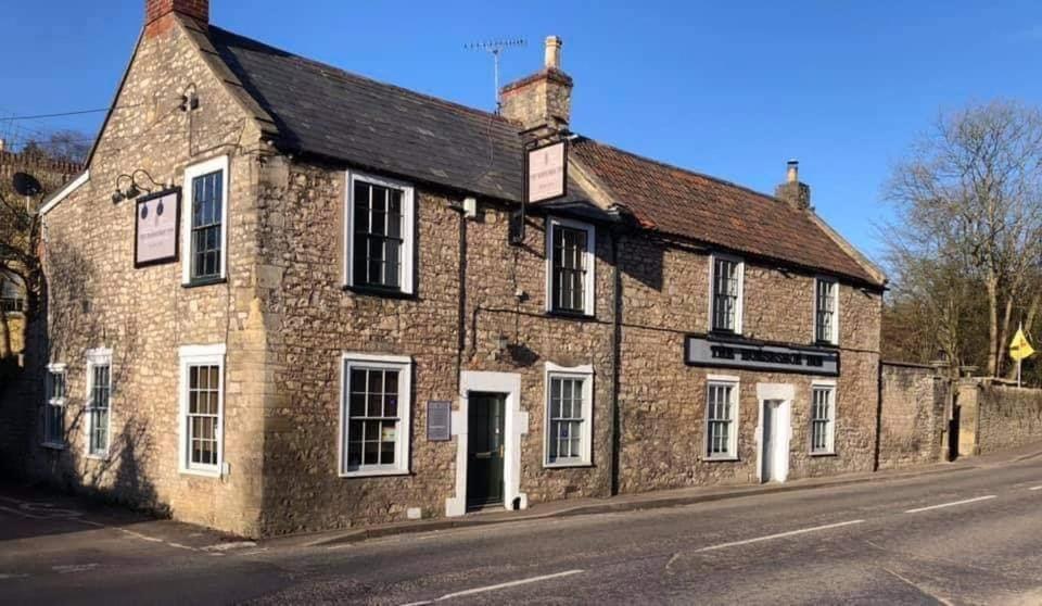 The Horseshoe Inn 谢普顿马利特 外观 照片